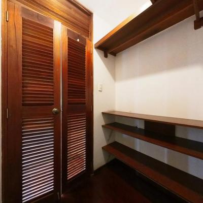 ALQUILER DE LINDA CASA DE 3 PISOS EN PIMENTEL